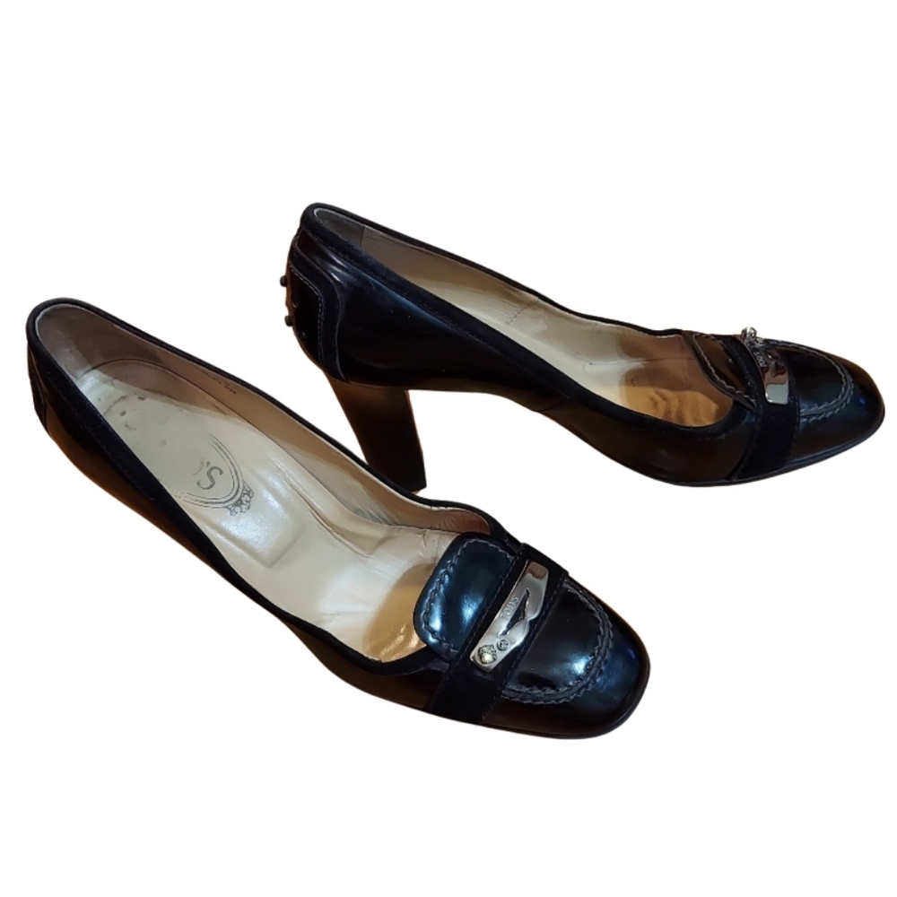 Tod's Crystal Embellished Patent Leather/Suede Block Heel Penny Loafer Pumps - Picture 8 of 16